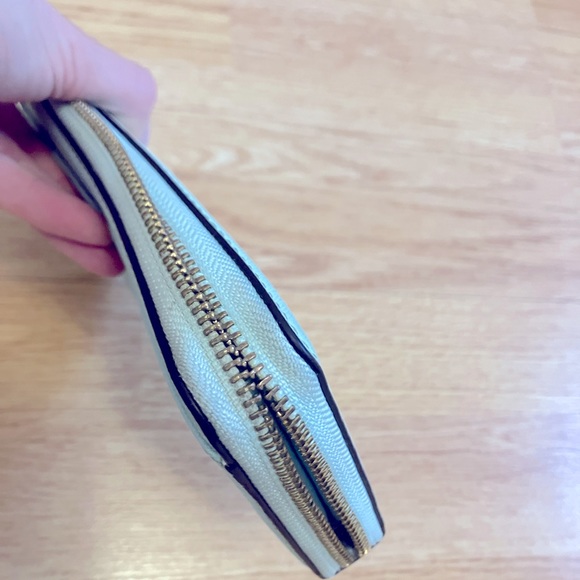 SOLD - Kate Spade Large Teal Wallet - Picture 8 of 12